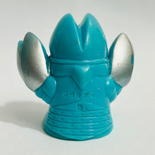 Cargar imagen en el visor de la galería, Ultraman - Alien Baltan - Finger Puppet - Kaiju - Monster - SD Figure (2)
