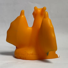Cargar imagen en el visor de la galería, Pokémon - Lizardon / Charizard - Finger Puppet (GE)
