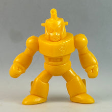 Cargar imagen en el visor de la galería, Mega Man 4 - Dive Man - Eraser Figure
