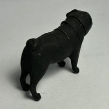 Cargar imagen en el visor de la galería, Pug - Trading Figure - Miniature - 050 P25-B
