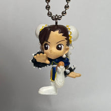 Load image into Gallery viewer, Capcom Vs. SNK - Chun-Li - Figure Keychain
