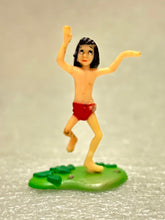 Cargar imagen en el visor de la galería, The Jungle Book - Mowgli - Disney Choco Party Part 7 - Trading Figure (156)
