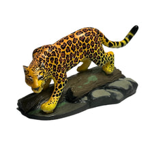 Cargar imagen en el visor de la galería, Jaguar - Trading Figure - Feline Animals
