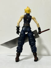 Load image into Gallery viewer, Final Fantasy VII - Cloud Strife - Action Figure - Play Arts
