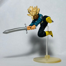 Cargar imagen en el visor de la galería, Dragon Ball Z - Trunks SSJ - Trading Figure - HG 11
