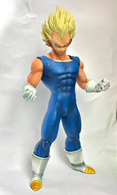 Cargar imagen en el visor de la galería, Dragon Ball Z - Vegeta SSJ - Master Stars Piece Figure - MSP
