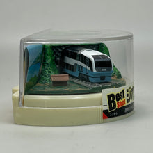 Load image into Gallery viewer, Tunnel-crossing Express Train Super View Odoriko - Mini Diorama

