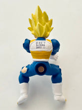 Cargar imagen en el visor de la galería, Dragon Ball Z - Vegeta SSJ - Candy Toy - DB Magnet Model 2
