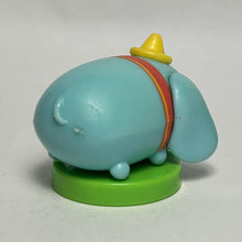 Cargar imagen en el visor de la galería, Disney Tsum Tsum - Dumbo - Trading Figure - Choco Egg (96)
