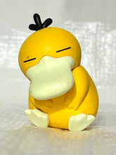 Cargar imagen en el visor de la galería, Pocket Monsters - Koduck / Psyduck - Katazun Fig. Pokémon 3
