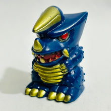 Cargar imagen en el visor de la galería, Return of Ultraman - Black King - Finger Puppet - Kaiju - Monster - SD Figure (2)
