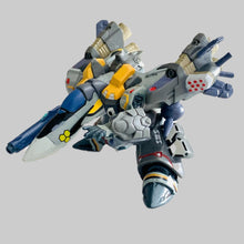 Cargar imagen en el visor de la galería, Macross Frontier - Ozma Lee&#39;s VF-25S Messiah Valkyrie - Defo-Mecha - Ichiban Kuji Premium Macross F (G Prize)
