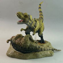 Load image into Gallery viewer, Tyrannosaurus &amp; Parasaurolophus - Dinosaur Figures Scene - Diorama
