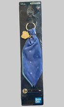 Cargar imagen en el visor de la galería, Twisted Wonderland - Octavinelle Ryou Necktie-style Motif Charm - Ichiban Kuji Disney TW 2nd Hen (Prize I)
