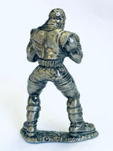 Cargar imagen en el visor de la galería, Street Fighter II Steel Warrior - M. Bison / Balrog - Metal Figure Strike 2
