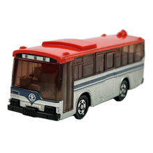Load image into Gallery viewer, Tomica 1/130 Mitsubishi Fuso Aero Star Niigata Kotsu Route Bus (Silver x Red)
