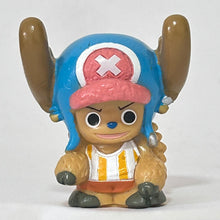 Cargar imagen en el visor de la galería, One Piece - Tony Tony Chopper - Soft Vinyl Doll
