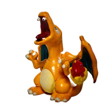 Cargar imagen en el visor de la galería, Pokémon - Charizard - Trading Figure - MC
