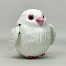 Load image into Gallery viewer, Little Bird Flapping - 3. Java Sparrow - Wind-up Toy
