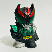 Load image into Gallery viewer, Kamen Rider Kiva - Trading Figure - Basher Form

