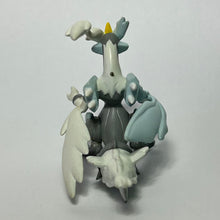 Load image into Gallery viewer, Pokémon BW - White Kyurem - Figure Keychain
