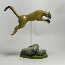 Cargar imagen en el visor de la galería, Puma - Trading Figure - Feline Animals
