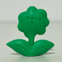Cargar imagen en el visor de la galería, Super Mario Bros. - Fire Flower - Eraser / Keshigomu - Orange ver.

