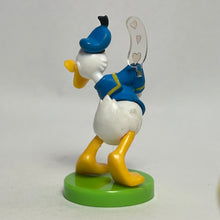 Cargar imagen en el visor de la galería, Disney - Donald Duck - Trading Figure - Choco Egg (106)
