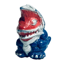 Cargar imagen en el visor de la galería, Ultraman Tiga - Golza - Finger Puppet Figure
