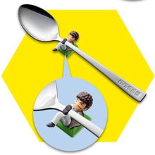 Load image into Gallery viewer, Captain Tsubasa - Roberto Hongo - Table Accessories - Overhead Kick Spoon Holder (2)
