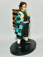 Load image into Gallery viewer, Kimetsu no Yaiba - Kamado Tanjirou - Figure -Kizuna no Sou-
