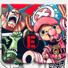 Load image into Gallery viewer, Shueisha Summer Comics Fair Natsucomi 2018 - W Character Magnet Clip
