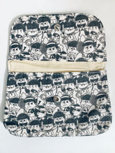 Load image into Gallery viewer, 3COINS x Osomatsu-san Mini Pouch
