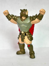 Load image into Gallery viewer, Kinnikuman - The Cyborg - Trading Figure
