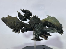 Cargar imagen en el visor de la galería, Monster Hunter World - Diablos - Capcom Figure Builder - Subspecies
