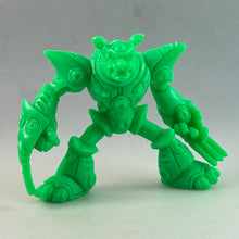 Cargar imagen en el visor de la galería, Mega Man X3 - Neon Tiger - Eraser Figure - Green
