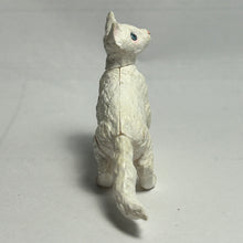 Cargar imagen en el visor de la galería, LaPerm - Trading Figure - Miniature - 012-A
