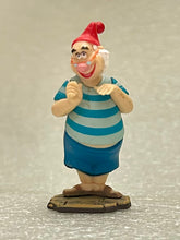 Cargar imagen en el visor de la galería, Peter Pan - Mr. Smee - Disney Choco Party Part 2 - Trading Figure (036)
