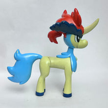 Cargar imagen en el visor de la galería, Pokémon BW - Keldeo - Pose Figure
