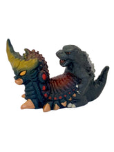 Cargar imagen en el visor de la galería, Gojira - Godzilla and Battra (1991) - Monster King Club - Trading Figure

