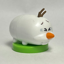 Cargar imagen en el visor de la galería, Disney Tsum Tsum - Olaf - Trading Figure - Choco Egg - Me Toji (83)
