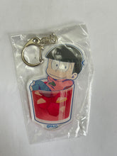 Cargar imagen en el visor de la galería, Osomatsu-san x Animate Cafe - Matsuno Osomatsu - Trading Acrylic Keychain 2nd Edition
