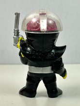 Load image into Gallery viewer, Jinzou Ningen Kikaider - Hakaider - Figure Keychain
