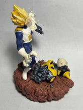 Cargar imagen en el visor de la galería, Dragon Ball Z - Vegeta SSJ / Android 19 - Trading Figure - DBZ Imagination 3
