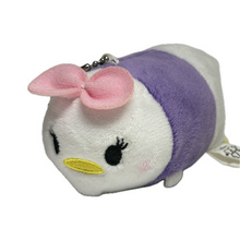 Load image into Gallery viewer, Disney Tsum Tsum - Daisy Duck - Plush Ballchain Mascot
