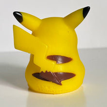 Cargar imagen en el visor de la galería, Pokémon - Pikachu - Finger Puppet
