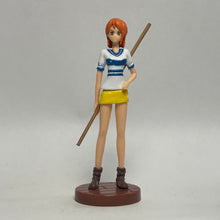 Cargar imagen en el visor de la galería, One Piece - Nami - Trading Figure - Choco Egg (3)
