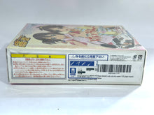 Cargar imagen en el visor de la galería, 1/32 Scale Plastic Model Kit: K-ON! Yui Version Mazda RX-7 FC3S &quot;Itasha Series&quot;
