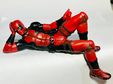 Cargar imagen en el visor de la galería, Deadpool - Noodle Stopper Figure
