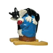 Load image into Gallery viewer, Looney Tunes - Sylvester the Cat - Puzzle Figure (14)
